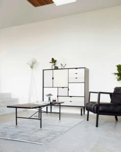 Andersen C6 Kaffeetisch 50x140 Cm -Gubi || Hay || &Tradition Verkäufe andersen c6 coffee table 140x50 lacq oak black top 3