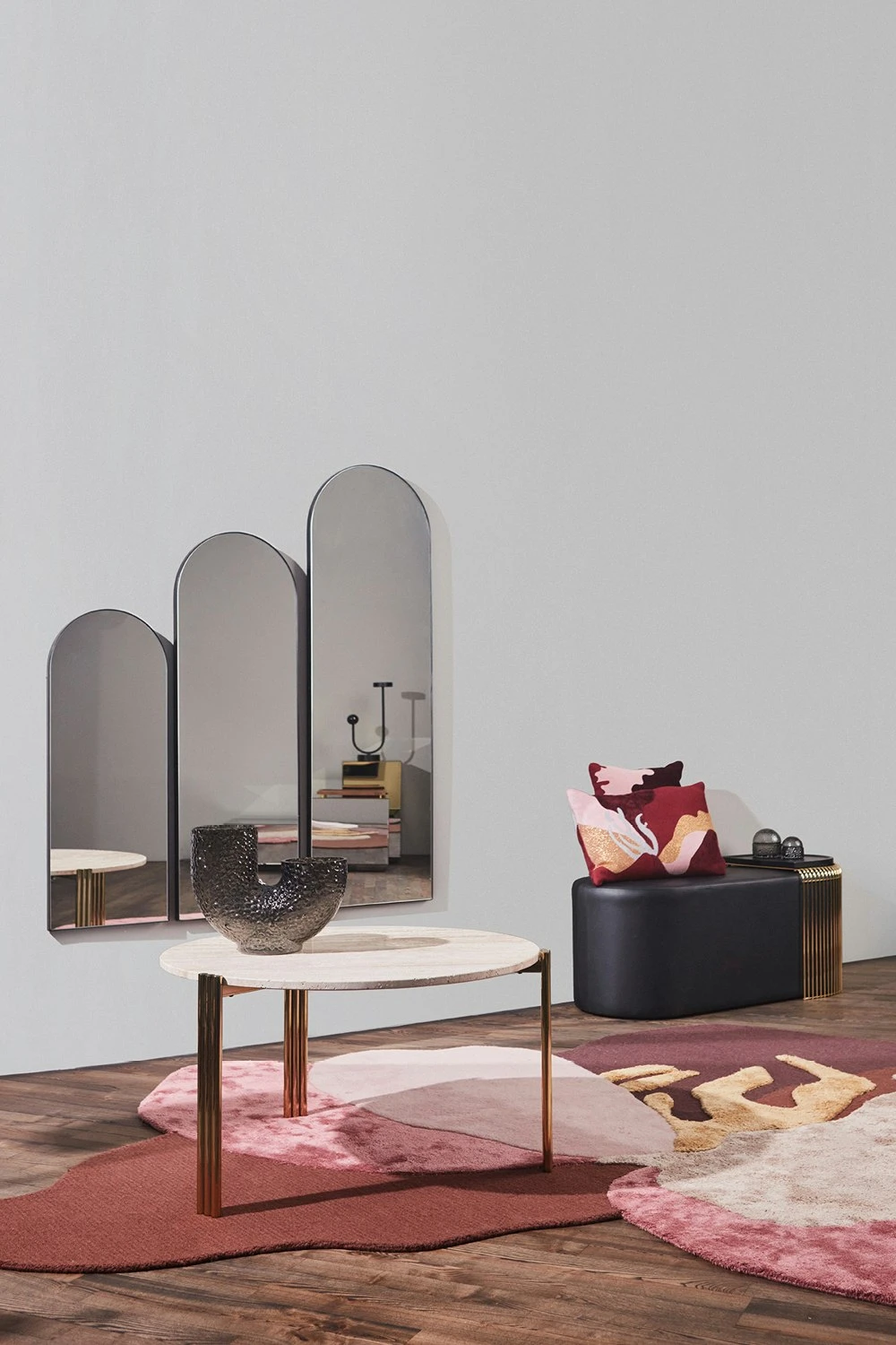 AYTM Tribus Kaffeetisch 60 Cm, Gold / Travertinfarben 2 AYTM Tribus Kaffeetisch 60 Cm, Gold / Travertinfarben – Bild 2