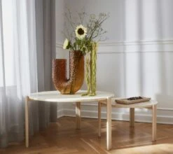 AYTM Tribus Kaffeetisch, Aus Stahl Hergestellt 80 Cm, Sandfarben/Travertinfarben 7 AYTM Tribus Kaffeetisch, Aus Stahl Hergestellt 80 Cm, Sandfarben/Travertinfarben -Gubi || Hay || &Tradition Verkäufe aytm tribus kaffeetisch 80 cm 17