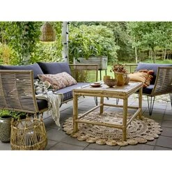 Bloomingville Mundo Sofa Mit Kissen, Grün -Gubi || Hay || &Tradition Verkäufe bloomingville mundo sofa 2