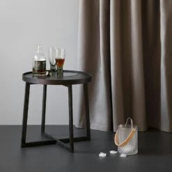 Tray Tabletttisch, Schwarz 5 Tray Tabletttisch, Schwarz -Gubi || Hay || &Tradition Verkäufe by wirth tray tabletttisch schwarz 1