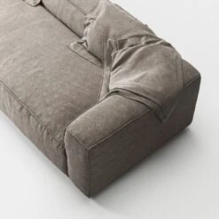 Grand Sofa 3-Sitzer, Mole Brown -Gubi || Hay || &Tradition Verkäufe decotique grand sofa 3 seater 25