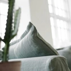 Le Grand Air Loveseat Überzug, Leinen/ Green Pear -Gubi || Hay || &Tradition Verkäufe decotique le grand air sofa green pear 1 1