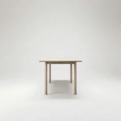 Milo C12 Esstisch, 180 Cm + 40 Cm/ Natur 10 Milo C12 Esstisch, 180 Cm + 40 Cm/ Natur -Gubi || Hay || &Tradition Verkäufe decotique milo c12 esstisch 180 cm 40 cm 20