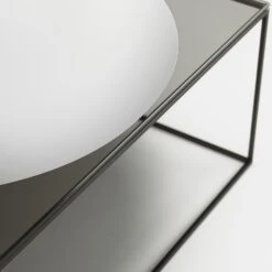 Observe Kaffeetisch 89x89 Cm, In Rauchfarbenem Glas / Eingefügt Spiegel 8 Observe Kaffeetisch 89x89 Cm, In Rauchfarbenem Glas / Eingefügt Spiegel -Gubi || Hay || &Tradition Verkäufe decotique observe coffee table 89x89 cm 12