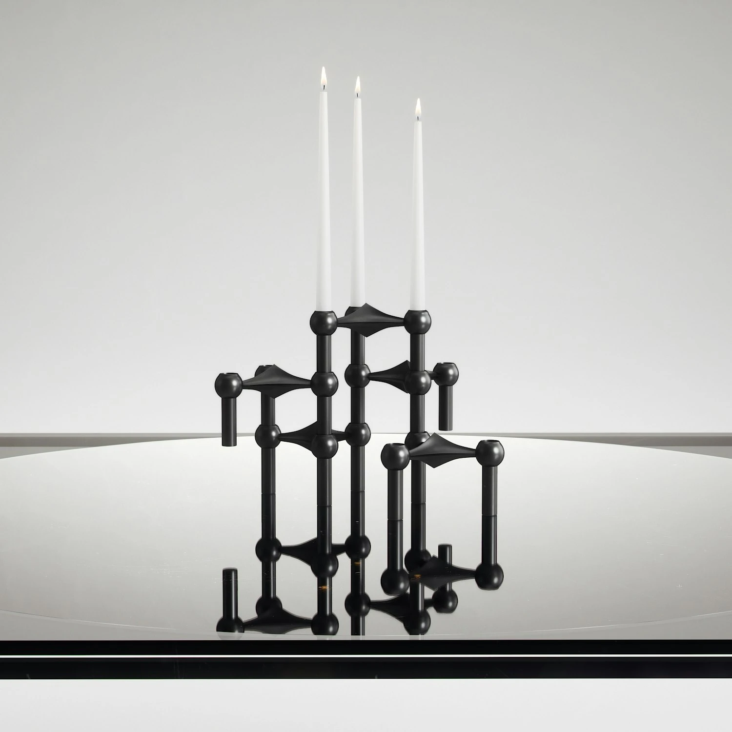 Observe Kaffeetisch 89x89 Cm, In Rauchfarbenem Glas / Eingefügt Spiegel 2 Observe Kaffeetisch 89x89 Cm, In Rauchfarbenem Glas / Eingefügt Spiegel – Bild 2