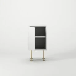 Vogue Nachttisch, Weiß / Messing -Gubi || Hay || &Tradition Verkäufe decotique vogue nachttisch 33