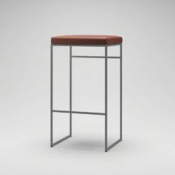 Barhocker Ohne Rückenlehne 77 Cm, Grau / Braun Leder -Gubi || Hay || &Tradition Verkäufe department barhocker ohne ruckenlehne schwarz 130