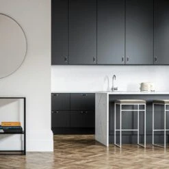 Barhocker Ohne Rückenlehne 77 Cm, Weiß / Taupe Samt -Gubi || Hay || &Tradition Verkäufe department barhocker ohne ruckenlehne schwarz 174