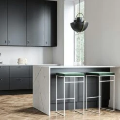 Barhocker Ohne Rückenlehne 77 Cm, Weiß / Grün Samt -Gubi || Hay || &Tradition Verkäufe department barhocker ohne ruckenlehne schwarz 189