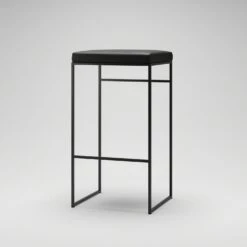 Barhocker Ohne Rückenlehne 77 Cm, Schwarz / Schwarz Leder -Gubi || Hay || &Tradition Verkäufe department barhocker ohne ruckenlehne schwarz 76