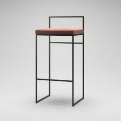 Barhocker Mit Rückenlehne 90 Cm, Schwarz / Rost Samt -Gubi || Hay || &Tradition Verkäufe department barstuhl mit hoher ruckenlehne schwarz 152