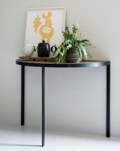 Square Konsolentisch 93xx46x70 Cm, Schwarz/Burned Walnut 7 Square Konsolentisch 93xx46x70 Cm, Schwarz/Burned Walnut -Gubi || Hay || &Tradition Verkäufe englesson square 2