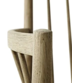 J81 Armchair, Lacquered Oak / Seat Natural -Gubi || Hay || &Tradition Verkäufe fdb mbler j81 armchair 4