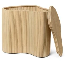 Ferm LIVING Isola Tisch Mit Aufbewahrung 46x50 Cm, Rattan -Gubi || Hay || &Tradition Verkäufe ferm living isola storage table natural 2