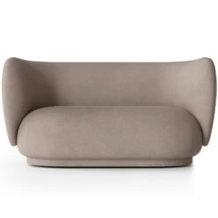 Ferm LIVING Rico Brushed 2-Sitzer-Sofa, Warmes Grau