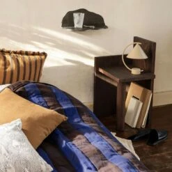 Ferm LIVING UTA Hocker / Beistelltisch Dunkel Geflecktes Kiefernholz -Gubi || Hay || &Tradition Verkäufe ferm living uta hocker beistelltisch dunkel geflecktes kiefernholz 4