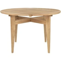 Gubi B-Table Esstisch Matt Lackiert, Oak