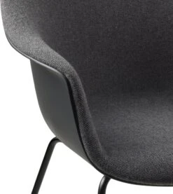 Gubi Bat Esszimmerstuhl Gepolsterte Vorderseite / Kegelförmige Basis, Hallingdal 65 173 4 Gubi Bat Esszimmerstuhl Gepolsterte Vorderseite / Kegelförmige Basis, Hallingdal 65 173 -Gubi || Hay || &Tradition Verkäufe gubi bat dining chair front upholstered conic base 4