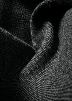 Gubi Beetle Stuhl Gepolstert Vorderseite / Kunststoffbasis, Hallingdal 65 173 10 Gubi Beetle Stuhl Gepolstert Vorderseite / Kunststoffbasis, Hallingdal 65 173 -Gubi || Hay || &Tradition Verkäufe gubi beetle dining chair black plastic 6