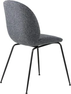 Gubi Beetle Stuhl Gepolstert / Kegelförmige Basis, Around Bouclé 023 -Gubi || Hay || &Tradition Verkäufe gubi beetle dining chair front matt black 13
