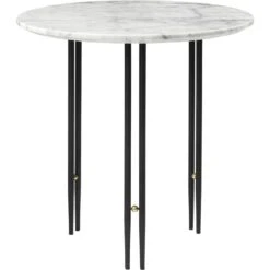Gubi IOI Kaffeetisch Schwarz / Messing / Weiß Marmor, Ø50 Cm