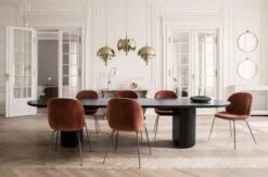 Gubi Moon Esstisch Elliptical Furnier Brown Black, 290x105 Cm -Gubi || Hay || &Tradition Verkäufe gubi moon dining table elliptical 258x101 brown black 4 2