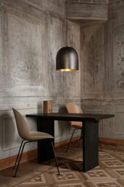 Gubi Private Schreibtisch 120x60 Cm, Brown Black Gebeizt Eiche -Gubi || Hay || &Tradition Verkäufe gubi private schreibtisch 120x60 cm 2