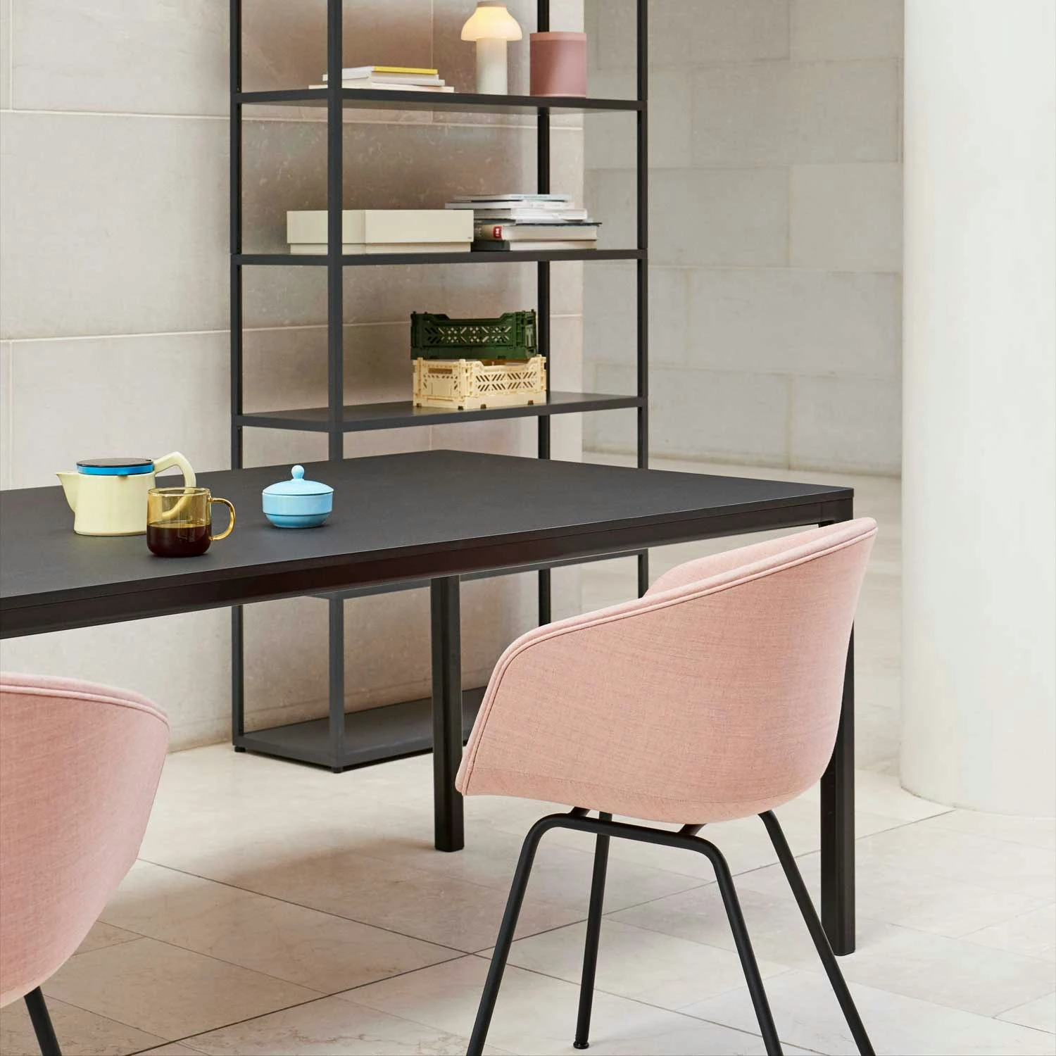 Hay AAC 27 Stuhl, Schwarze Beine / Remix 612 3 Hay AAC 27 Stuhl, Schwarze Beine / Remix 612 – Bild 3