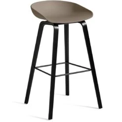 Hay AAS 32 Barhocker Hoch, Mit Wasserlack Behandelter Eiche Schwarz / Khaki