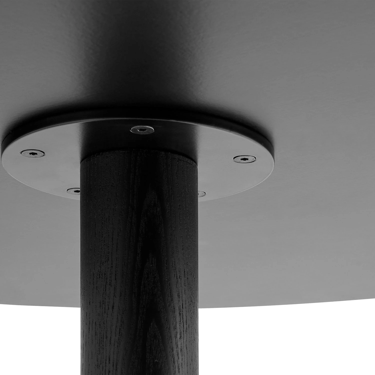 Hay Pastis Esstisch Ø90, Schwarz 4 Hay Pastis Esstisch Ø90, Schwarz – Bild 4