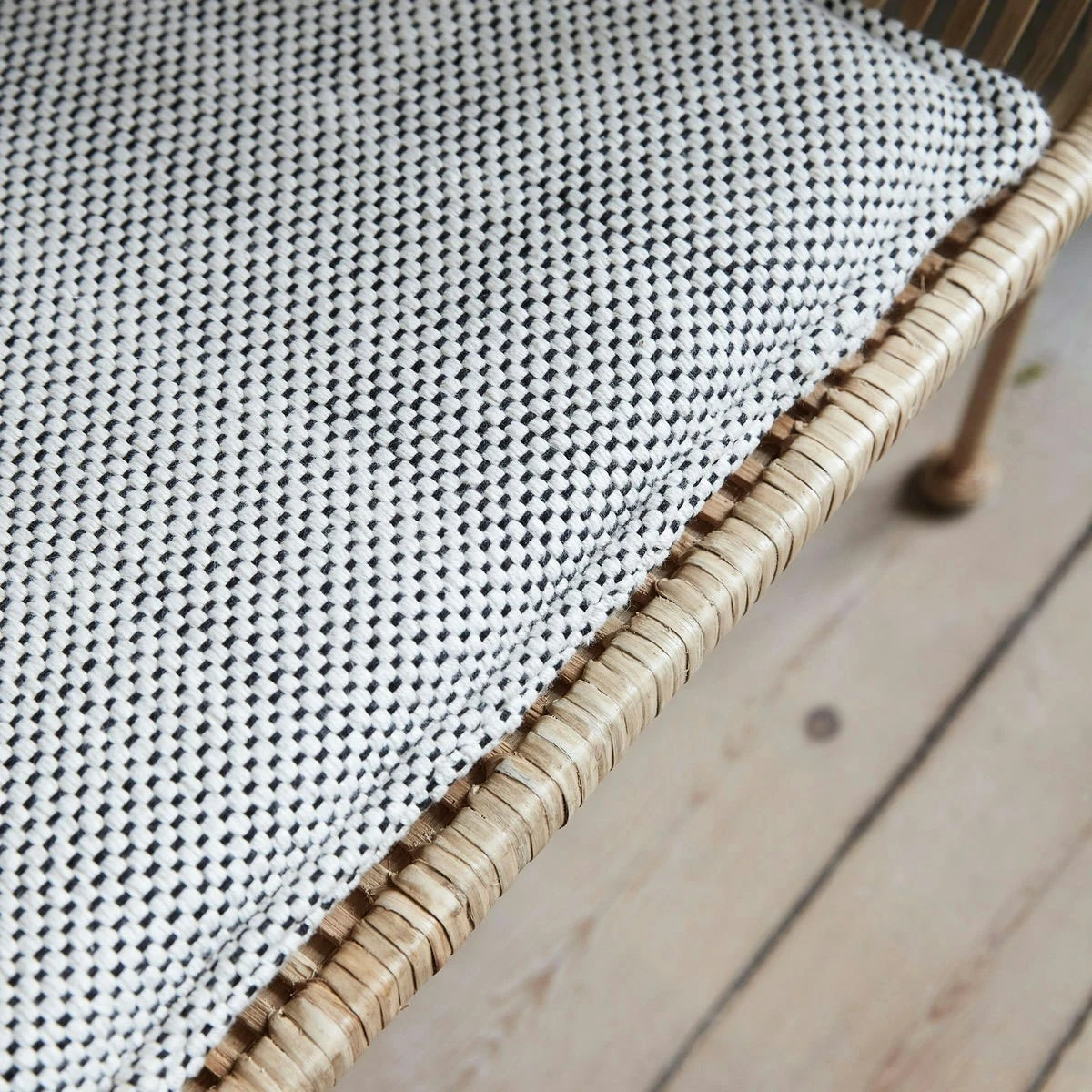 House Doctor Coon Stuhlkissen 48x48cm, Grau 2 House Doctor Coon Stuhlkissen 48x48cm, Grau – Bild 2