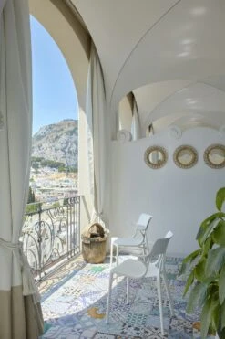 Kartell A.I. Stuhl, Grün -Gubi || Hay || &Tradition Verkäufe kartell ai stuhl 2