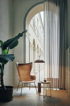 Kartell Al Wood Kaffeetisch, Dunkel Buche / Chrom 4 Kartell Al Wood Kaffeetisch, Dunkel Buche / Chrom -Gubi || Hay || &Tradition Verkäufe kartell al wood coffee table 0