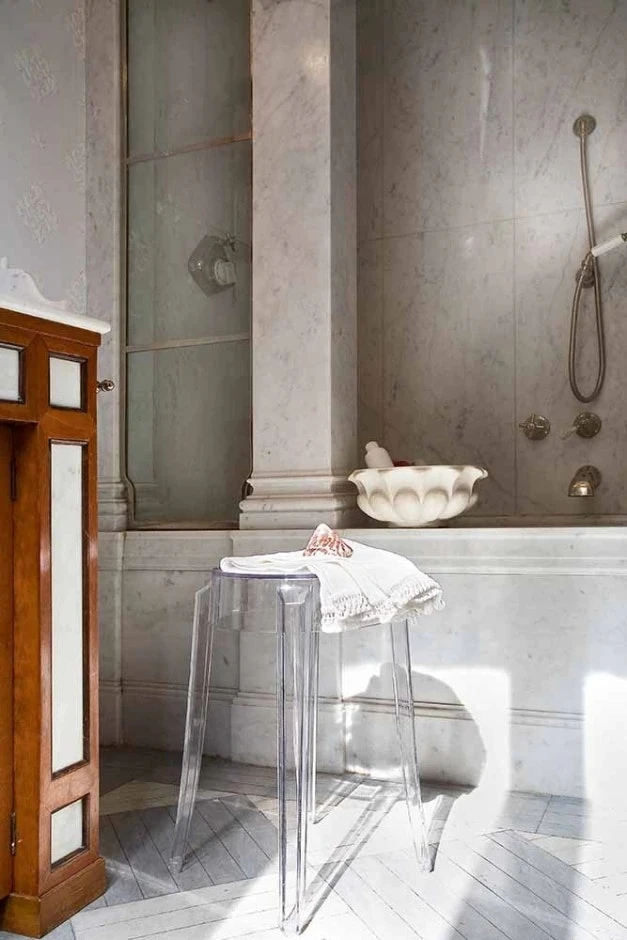 Kartell Charles Ghost-Hocker, Kristall 2 Kartell Charles Ghost-Hocker, Kristall – Bild 2