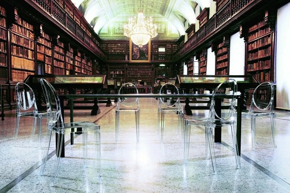 Kartell Victoria Ghost Stuhl, Transparent 3 Kartell Victoria Ghost Stuhl, Transparent – Bild 3