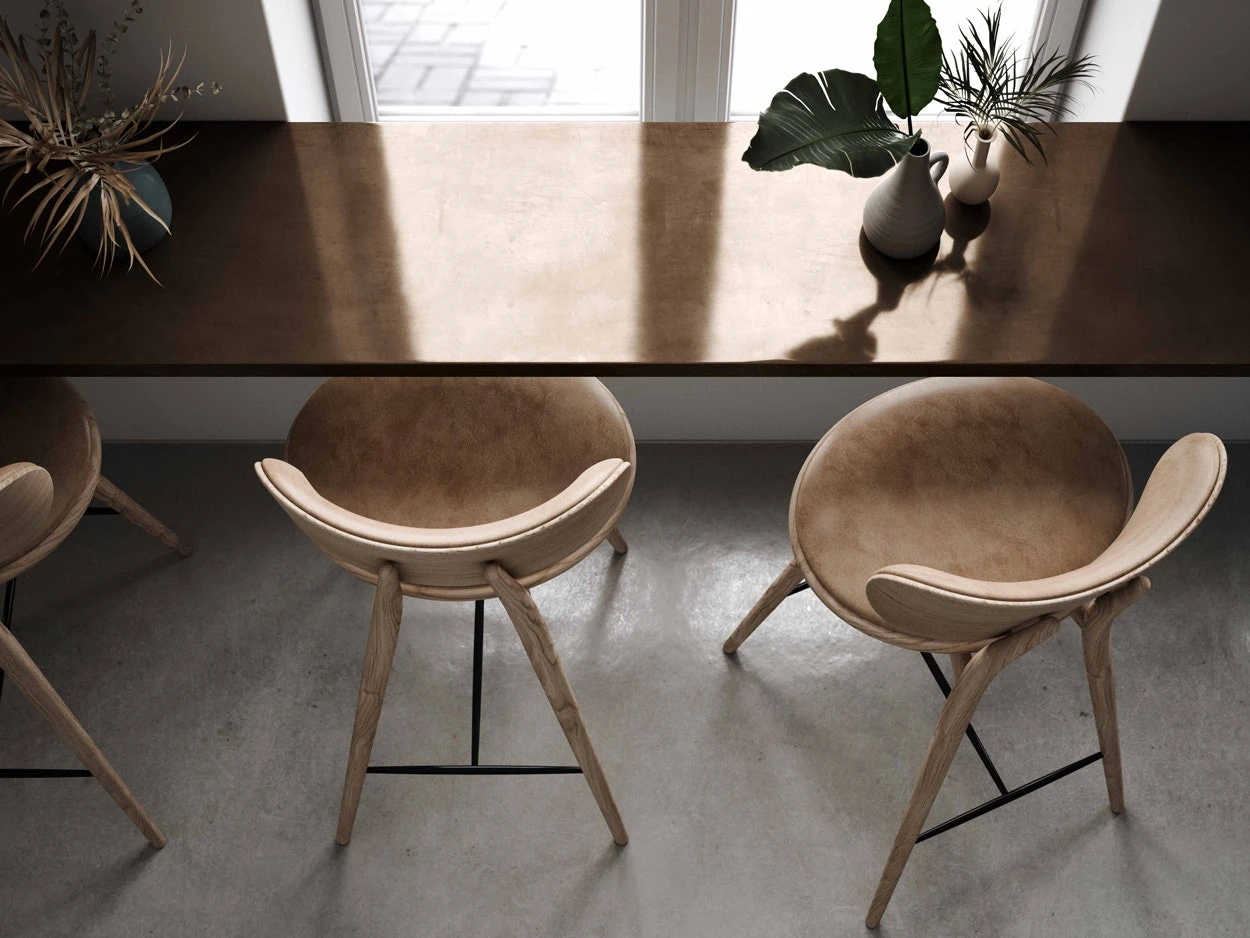 Mater The High Stool Backrest Barstuhl, Schwarz Lackiert Buche 5 Mater The High Stool Backrest Barstuhl, Schwarz Lackiert Buche – Bild 5