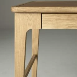 Höllviken Desk, White Pigmented Oak -Gubi || Hay || &Tradition Verkäufe mavis hollviken desk 14