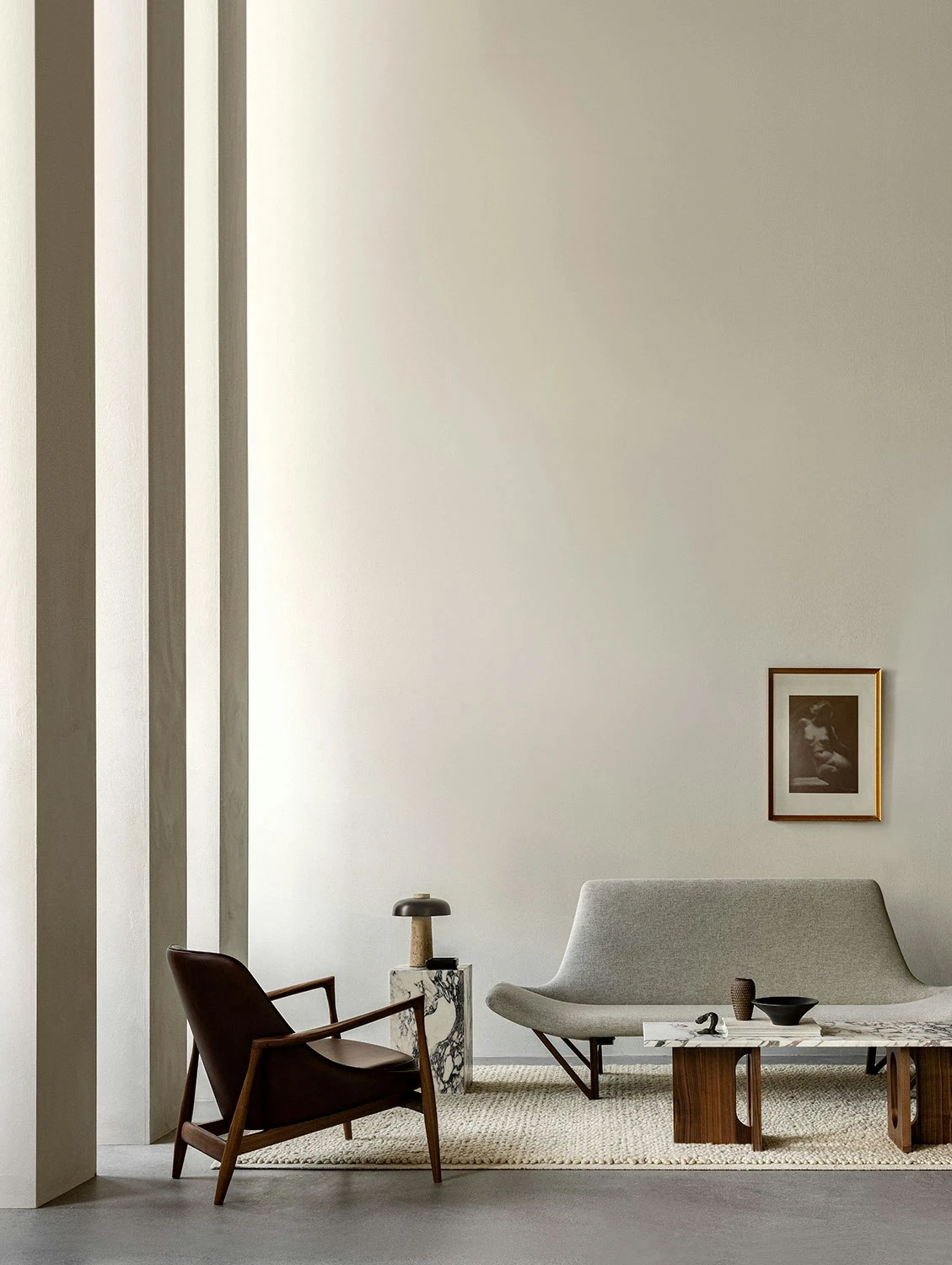 Menu Androgyne Loungetisch, Walnussholz / Calacatta Viola 6 Menu Androgyne Loungetisch, Walnussholz / Calacatta Viola – Bild 6