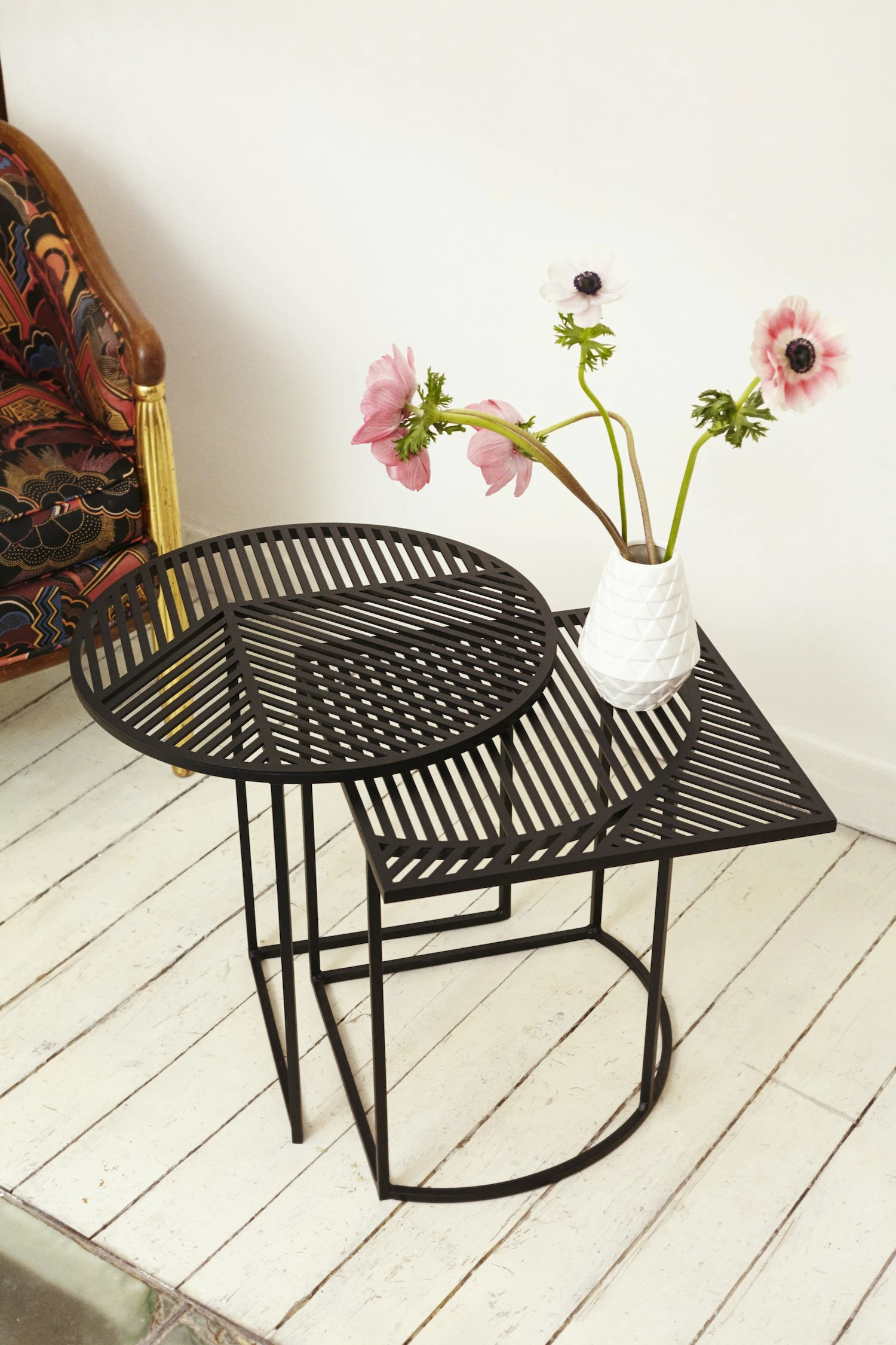 Iso-B Beistelltisch, Schwarz 3 Iso-B Beistelltisch, Schwarz – Bild 3