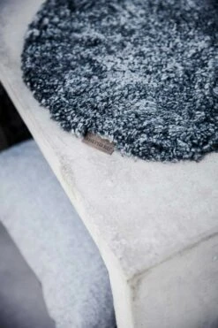 Shepherd Judith Sitzkissen Gepolstert 34x36 Cm, Granite -Gubi || Hay || &Tradition Verkäufe shepherd judith seat cushion 34x36cm padded creme 2 1