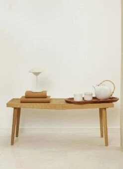 Spring Copenhagen Uno Ora Bank 102x32 Cm -Gubi || Hay || &Tradition Verkäufe spring copenhagen bank uno ora 102x42 cm teak 4