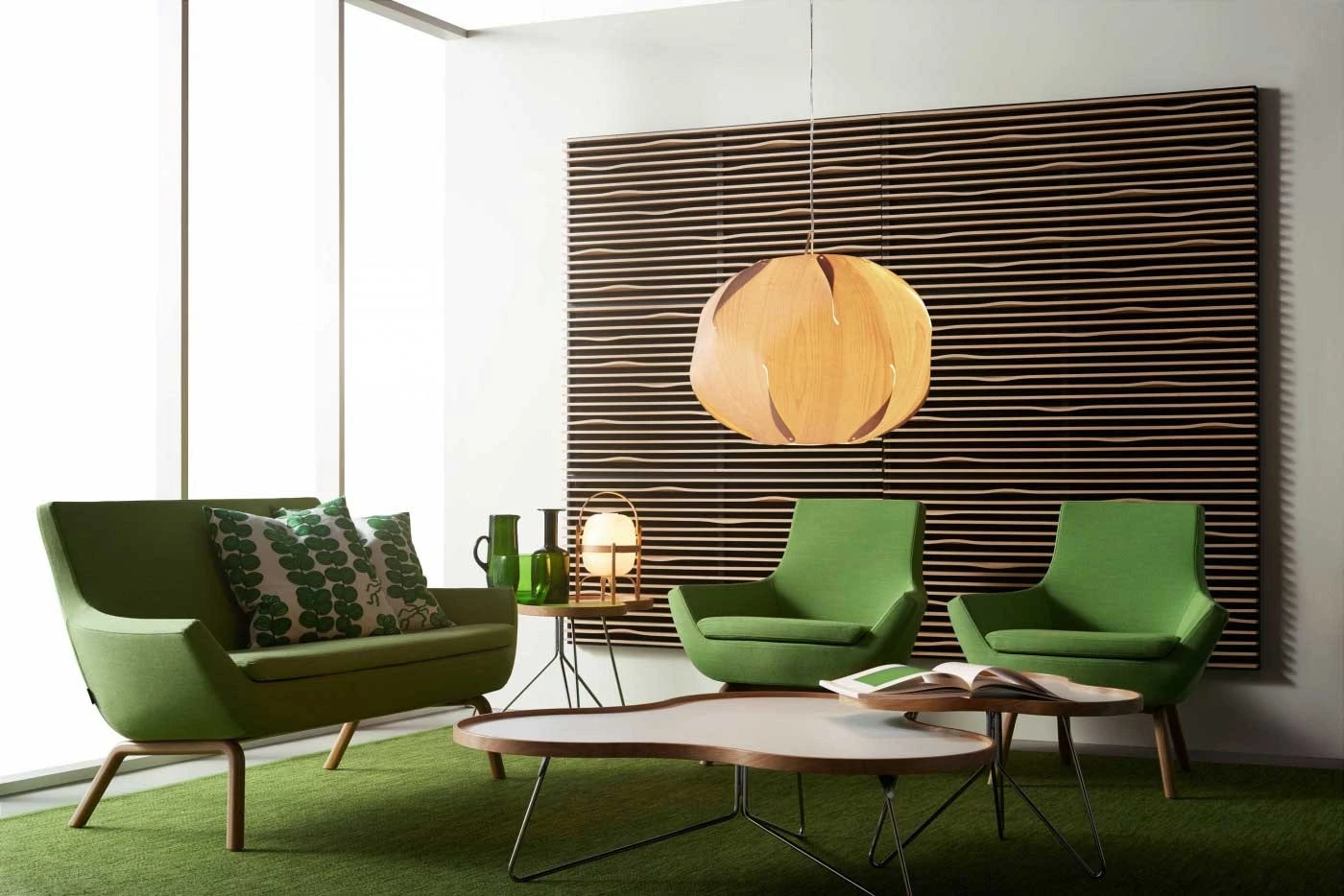 Swedese Flower Tisch 114x107cm, Eiche/Weiss 2 Swedese Flower Tisch 114x107cm, Eiche/Weiss – Bild 2