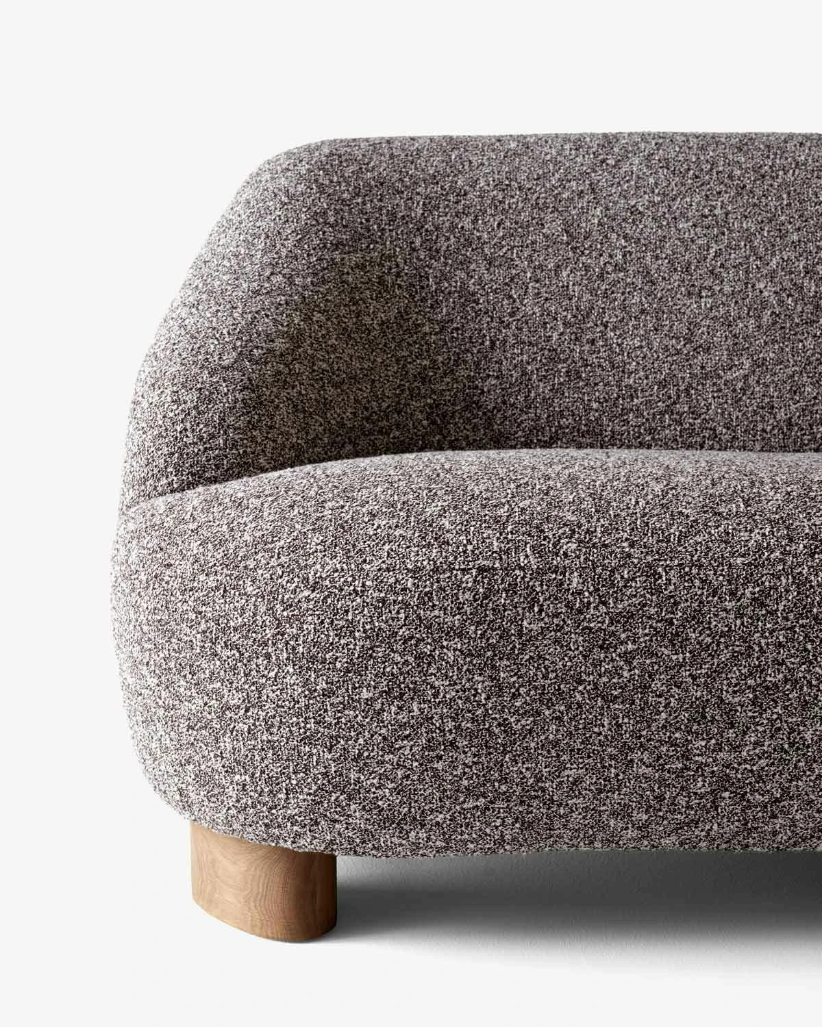 &Tradition Margas LC3 Sofa 2-Sitzer, Eiche/Zero 0011 2 &Tradition Margas LC3 Sofa 2-Sitzer, Eiche/Zero 0011 – Bild 2