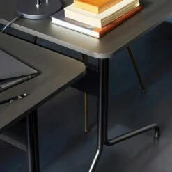 &Tradition Pavilion AV16 Schreibtisch, Black / Black Oak / Black Legs -Gubi || Hay || &Tradition Verkäufe tradition pavilion av16 schreibtisch 4